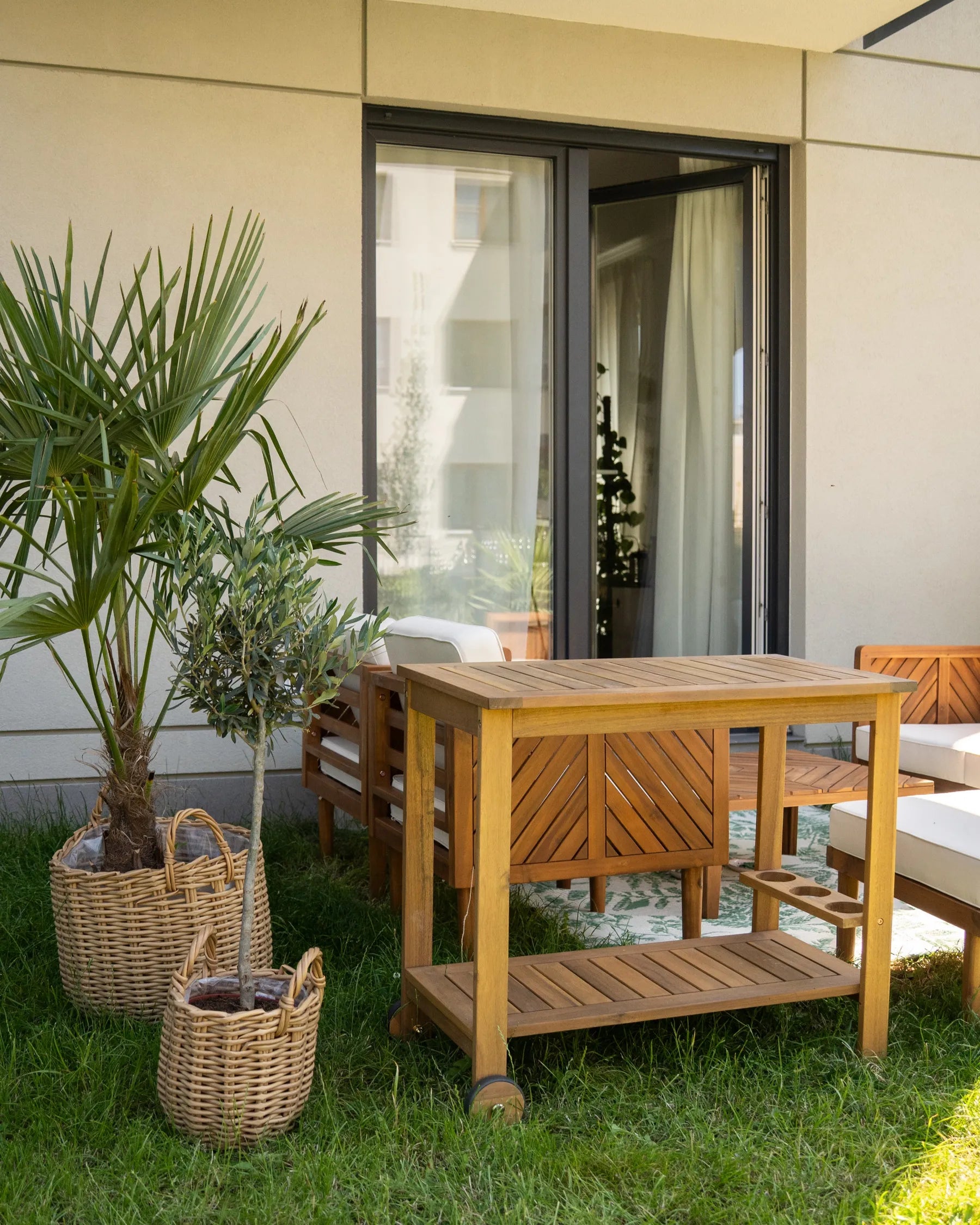 Garden Drinks Trolley SASSARI II Certified Acacia Wood Light Brown