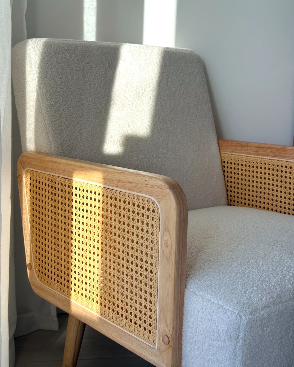 Armchair HOJBY Boucle Off-White