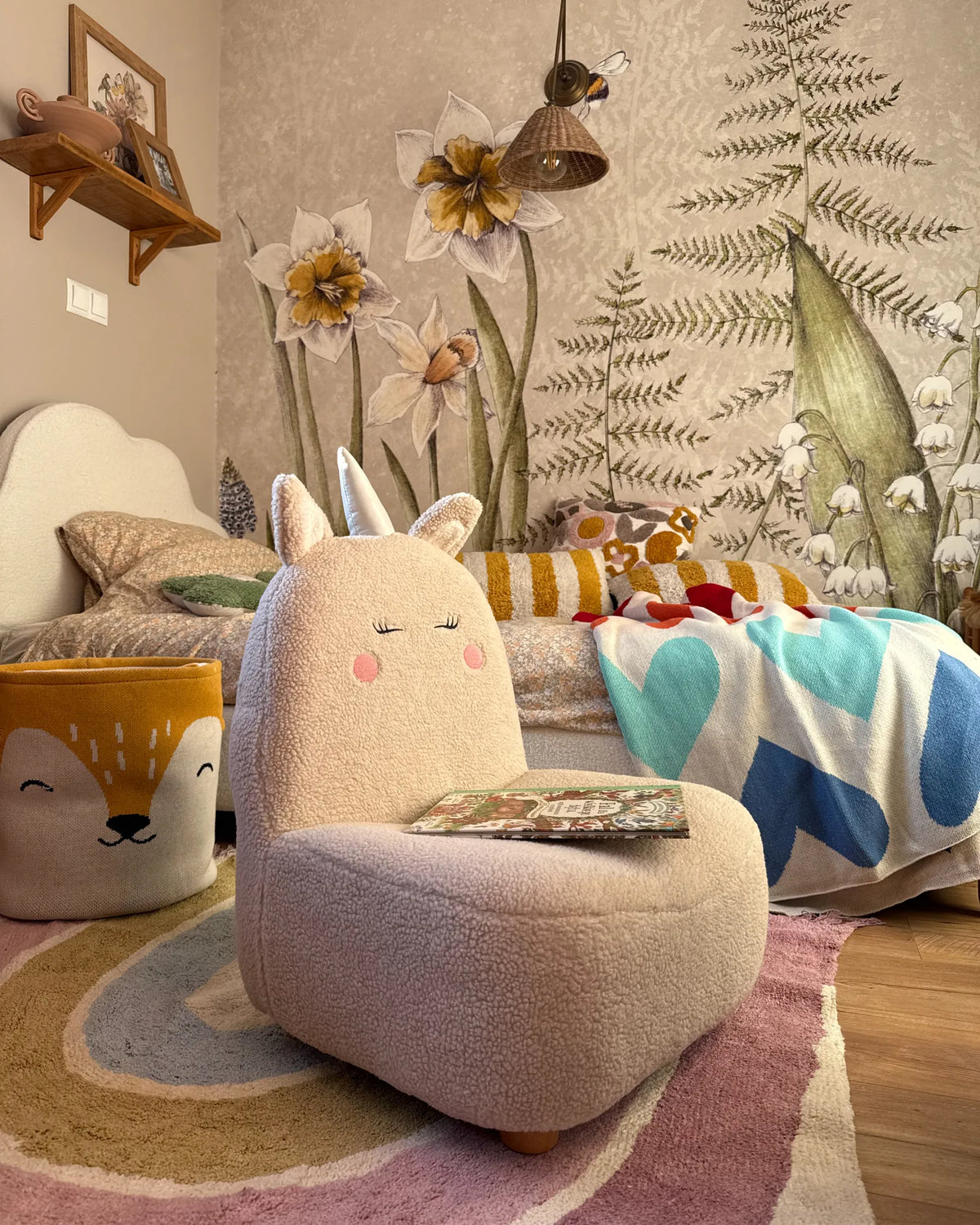 Kids Armchair Unicorn LINO Boucle Light Beige — front product view