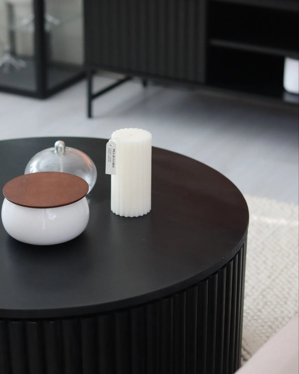 Coffee Table KIRKWOOD Mango Wood Black with Storage
