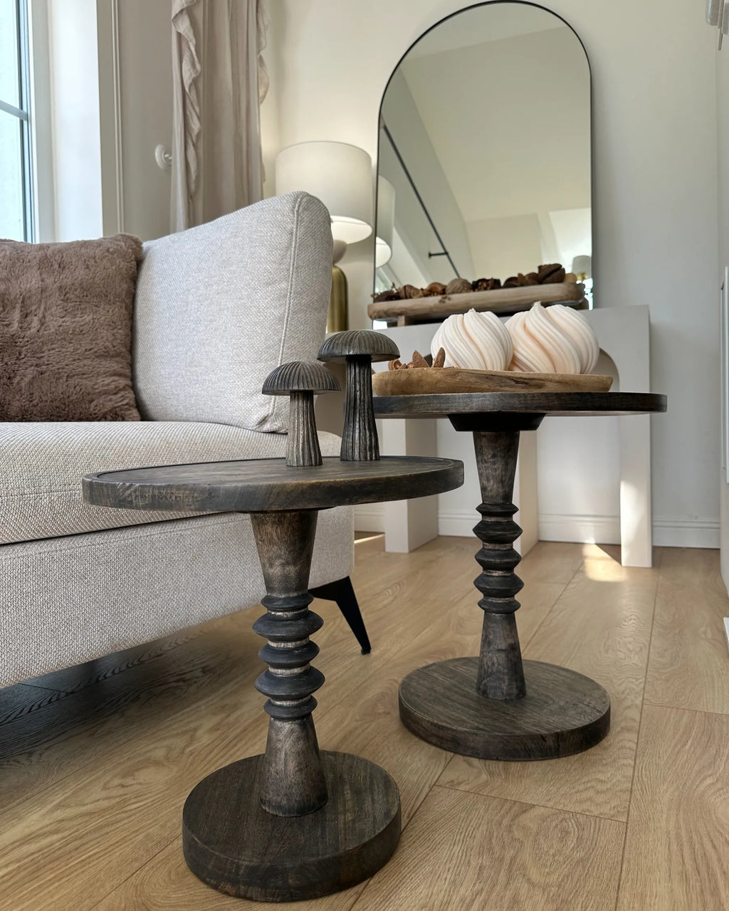 Set of 2 Side Tables THALIA Mango Wood Dark Brown