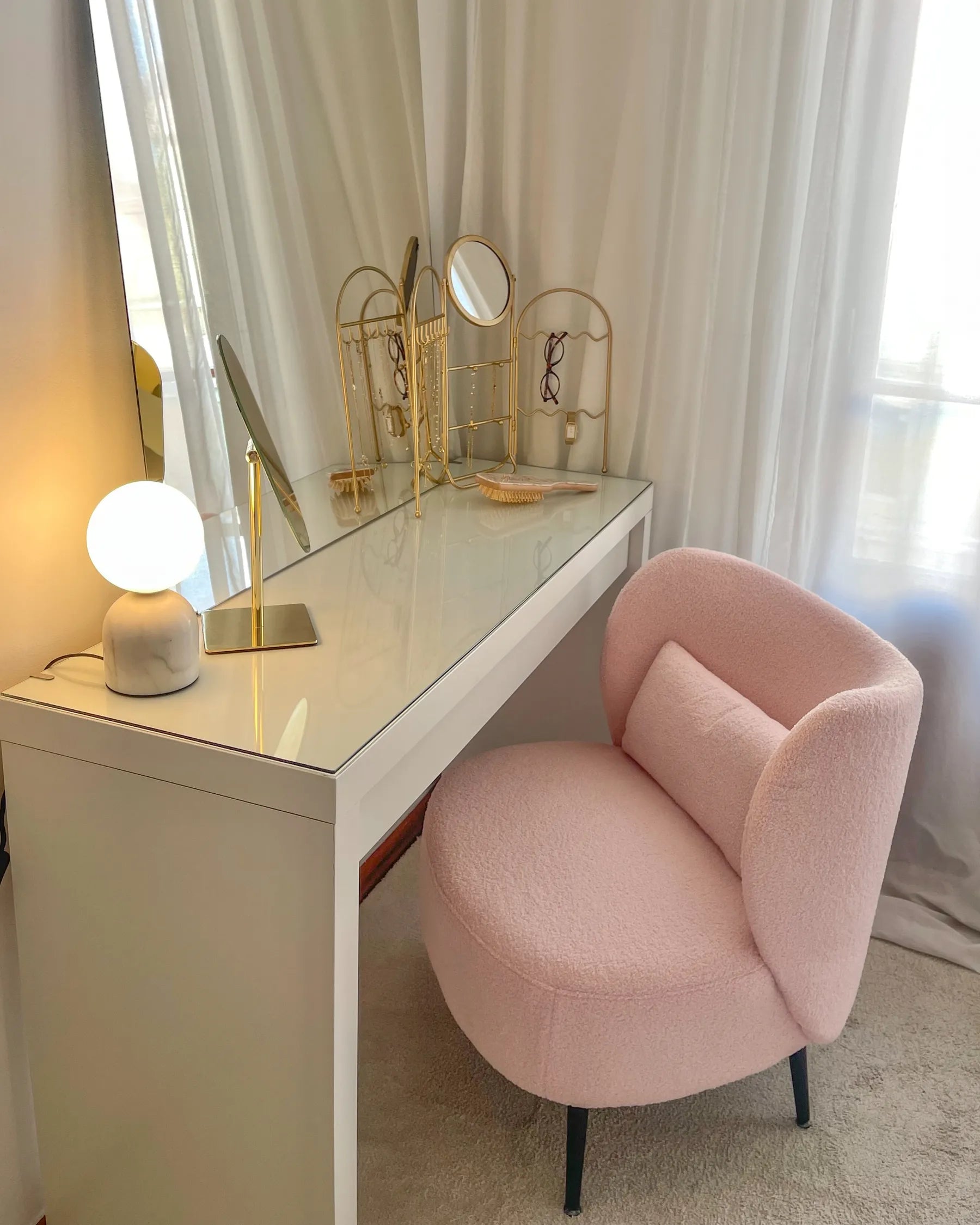 Armchair OTSBY Boucle Pastel Pink