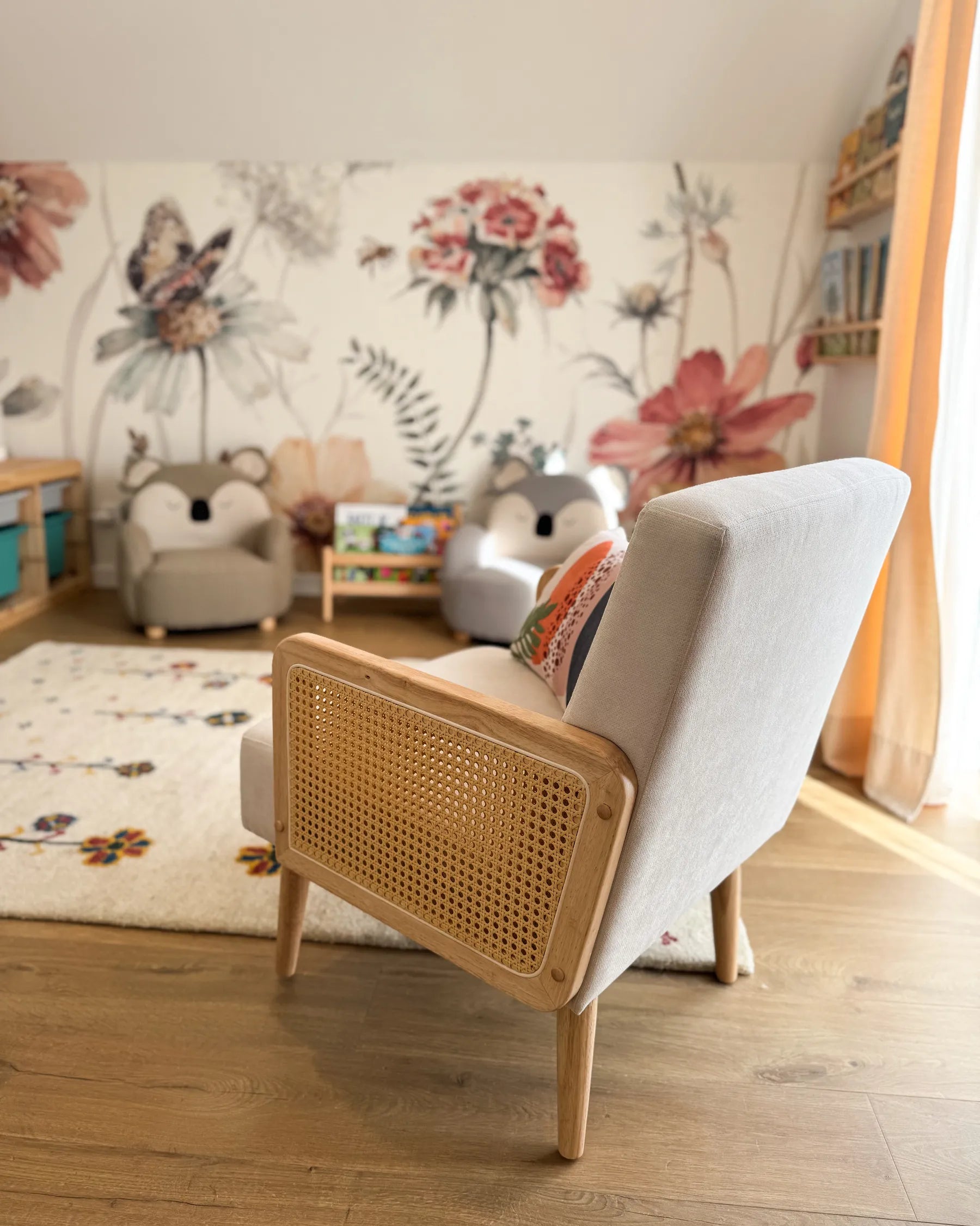 Armchair HOJBY Fabric Light Beige