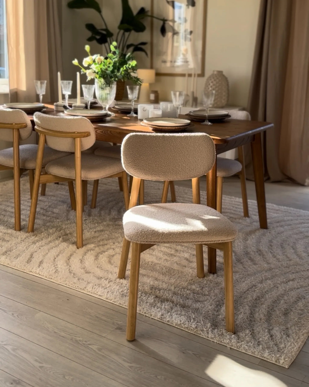 Set of 2 Dining Chairs MILLS Boucle Light Brown/ Light Beige
