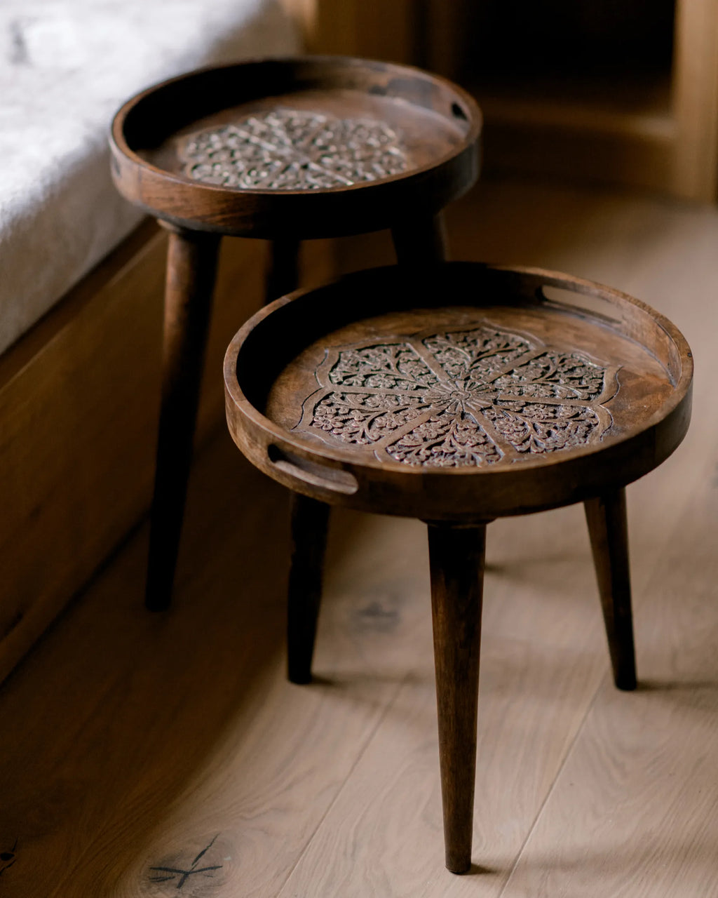 Set of 2 Side Tables ASTAI Mango Wood Dark Brown