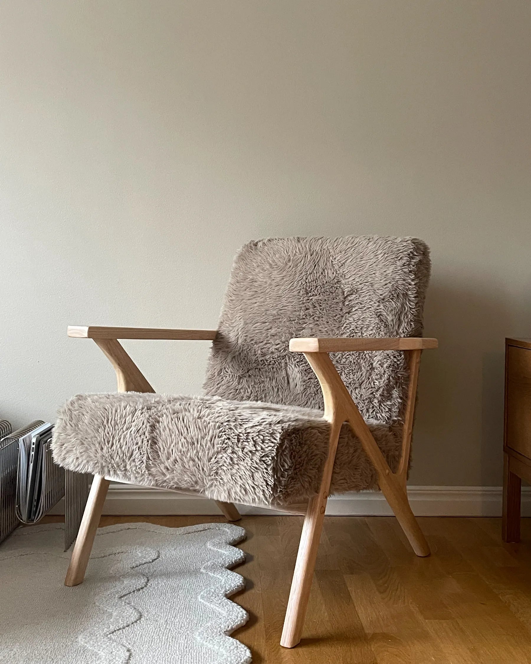 Armchair KISA Faux Fur Taupe