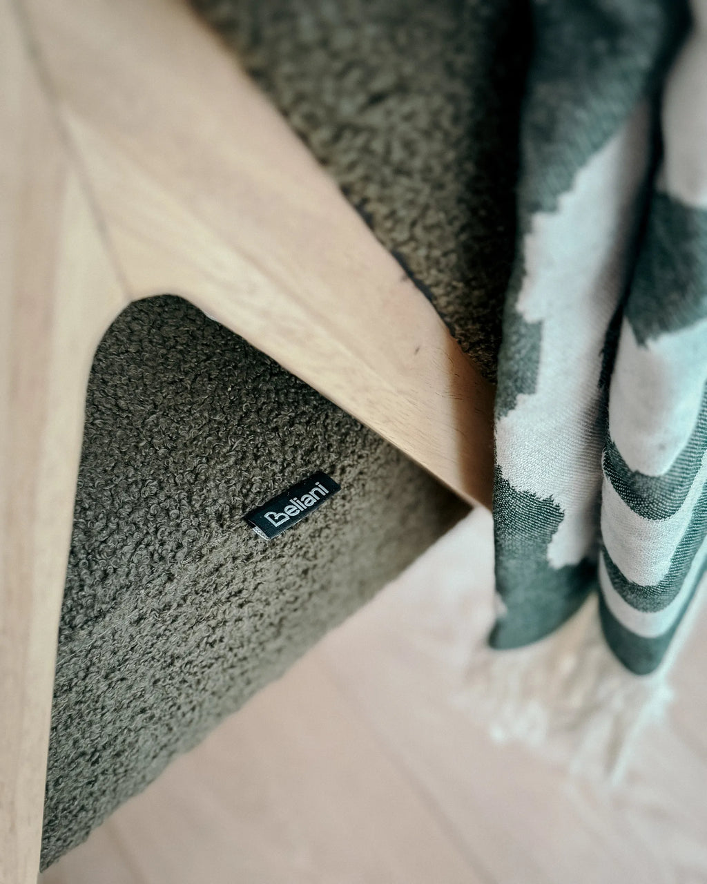 Armchair DORANO Boucle Dark Green – front view