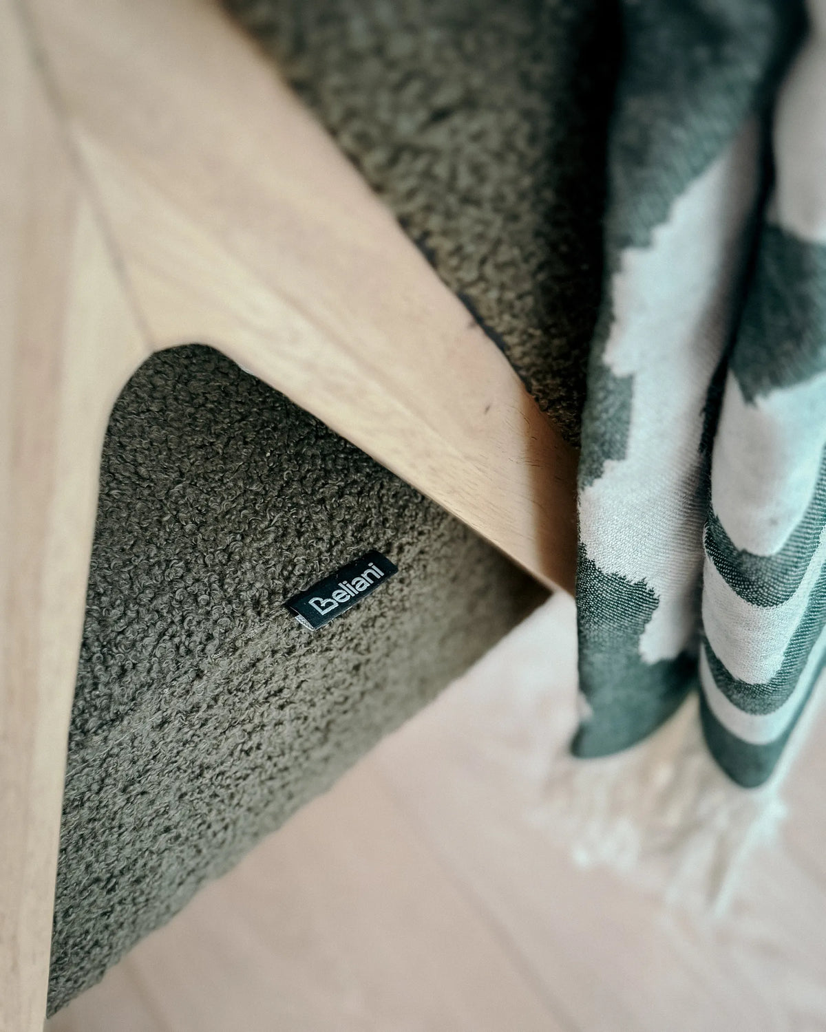 Armchair DORANO Boucle Dark Green – front view