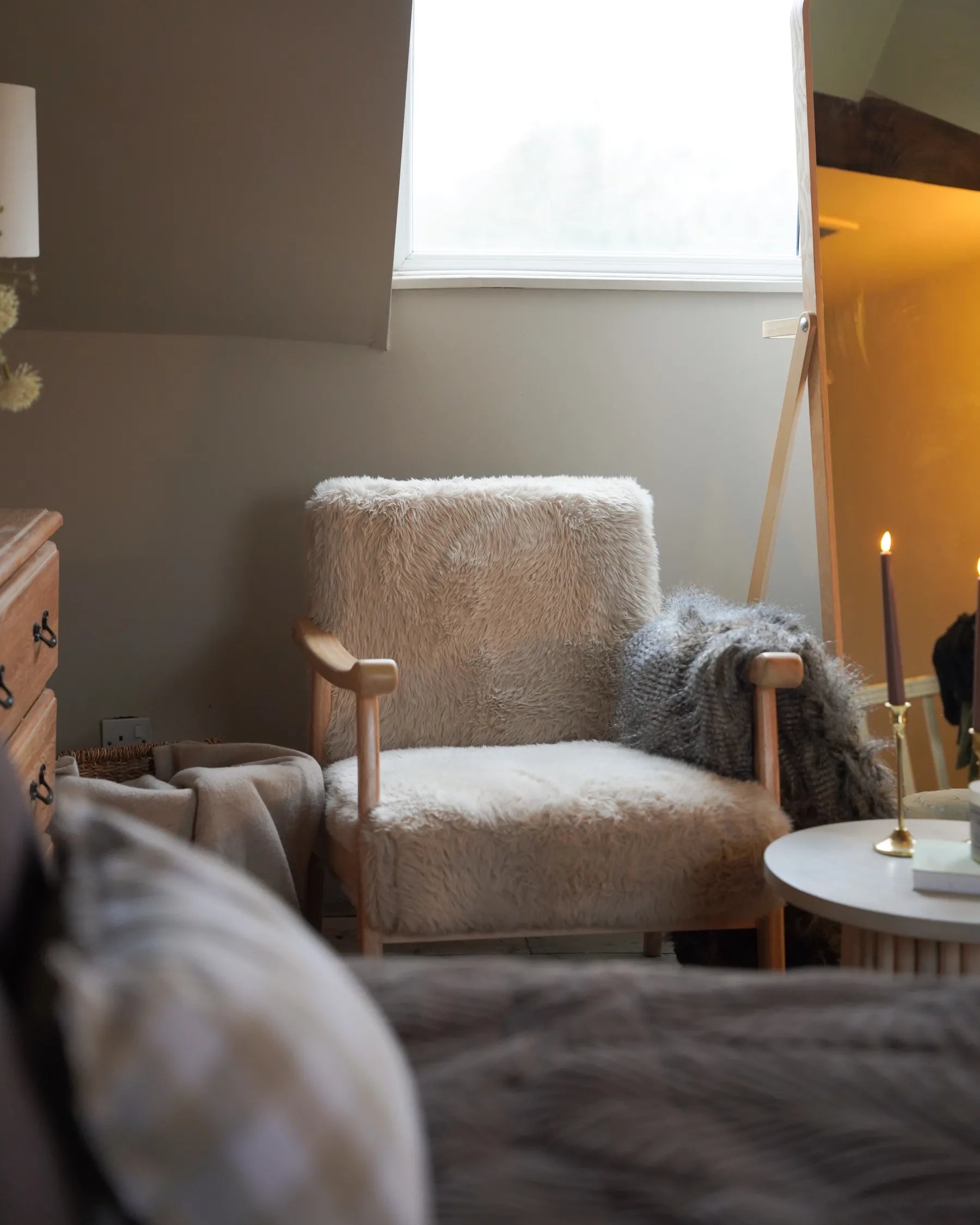 Armchair LEKNES Faux Fur Light Beige