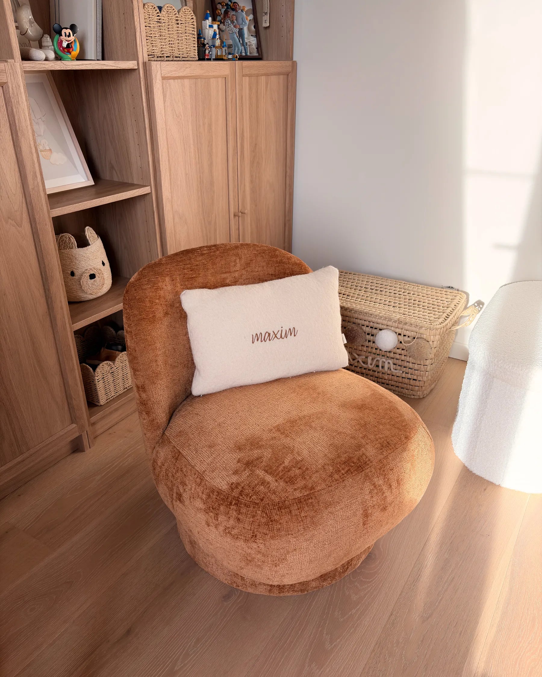 Swivel Armchair AYLO Chenille Golden Brown