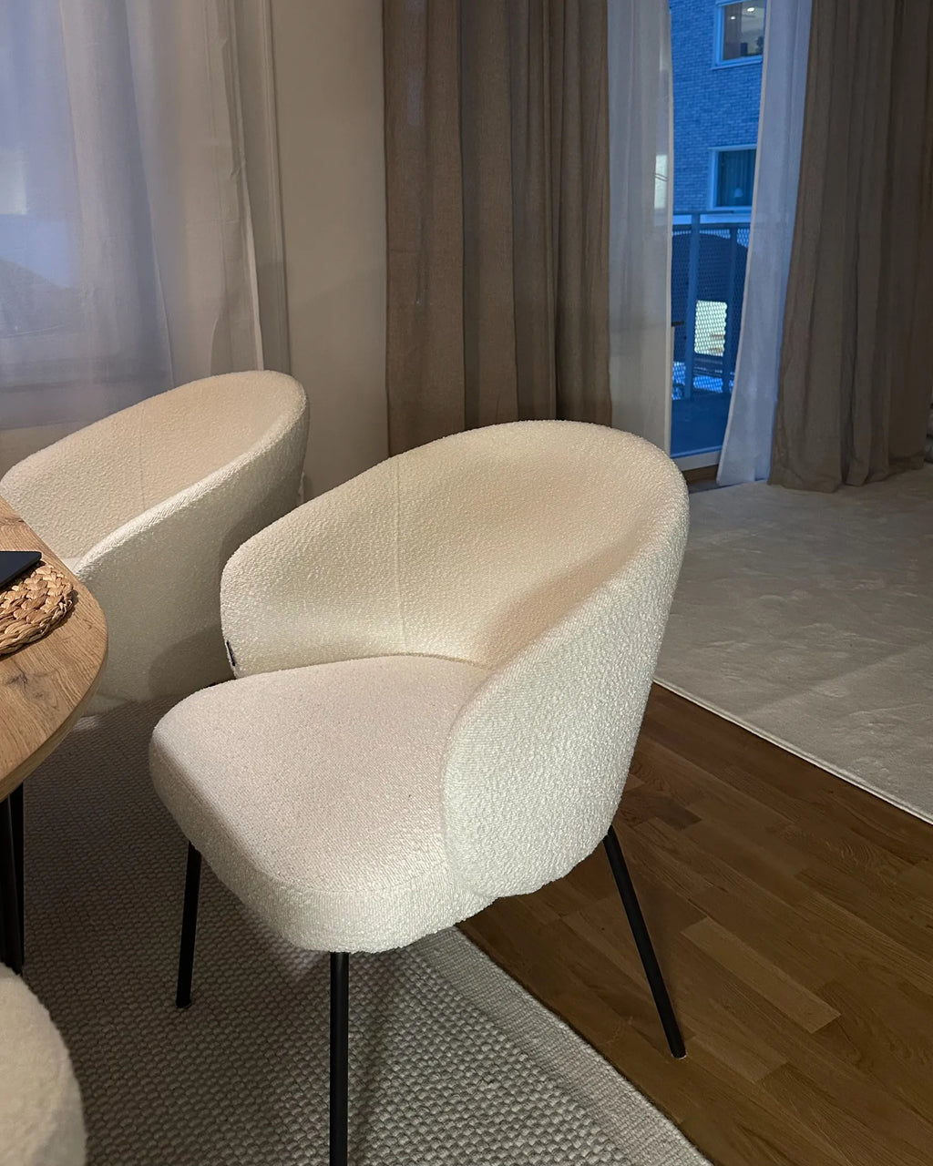 Set of 2 Dining Chairs LUDDEN Boucle Light Beige