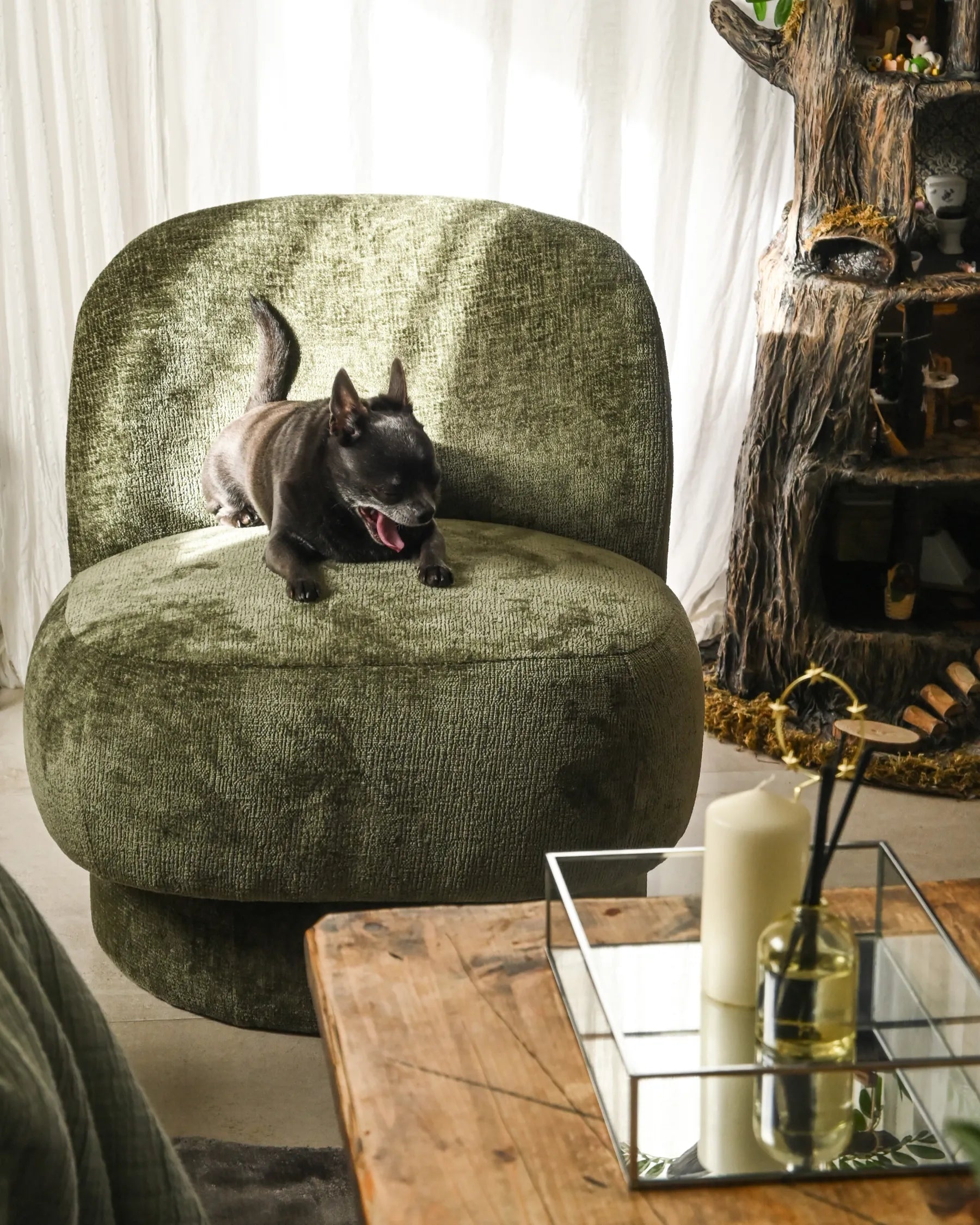 Swivel Armchair AYLO Chenille Green