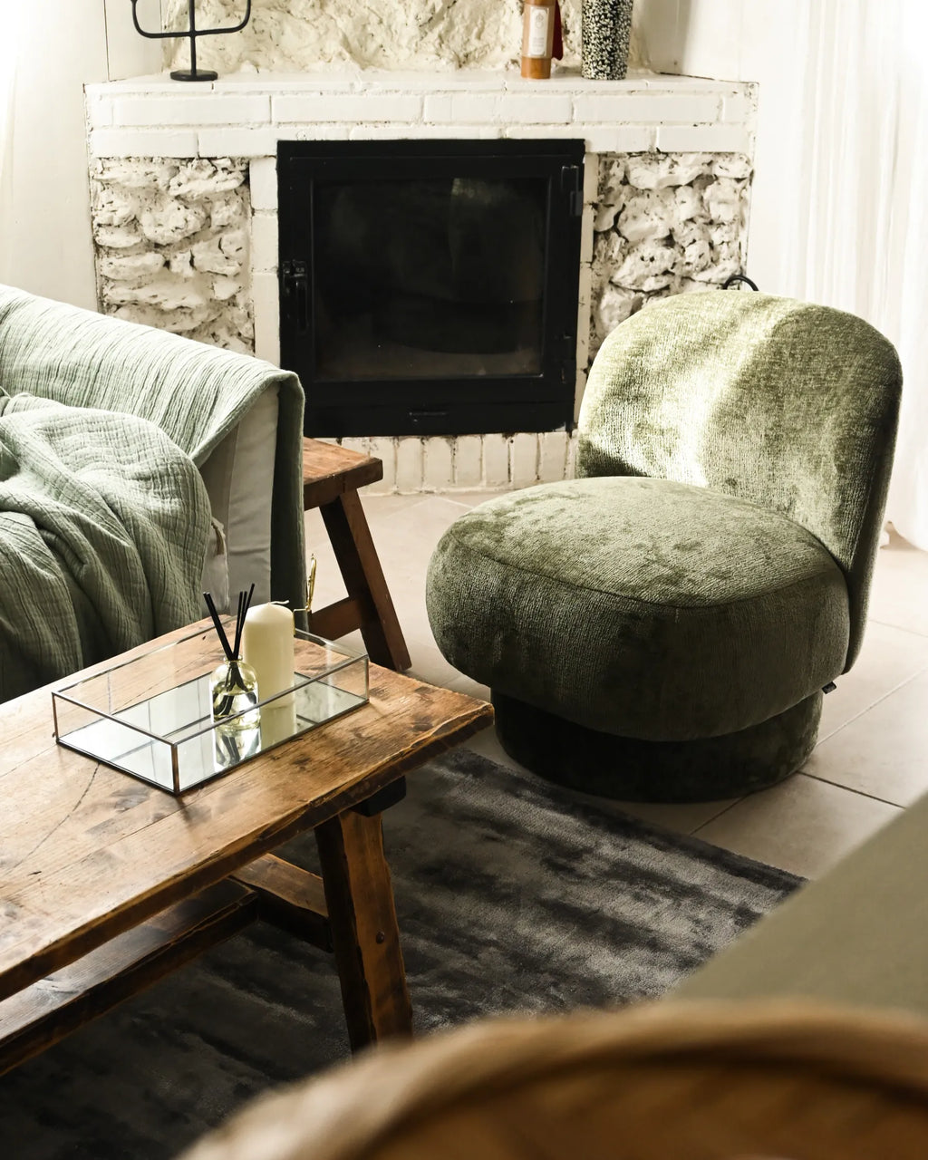 Swivel Armchair AYLO Chenille Green
