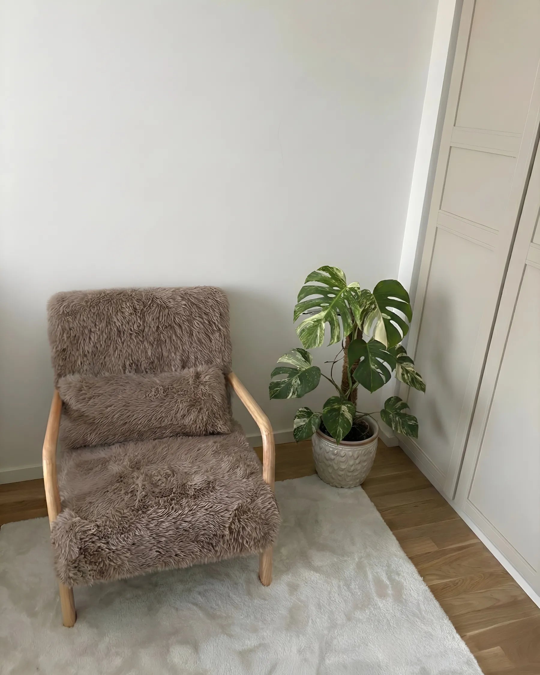 Armchair SKOVDE Faux Fur Taupe