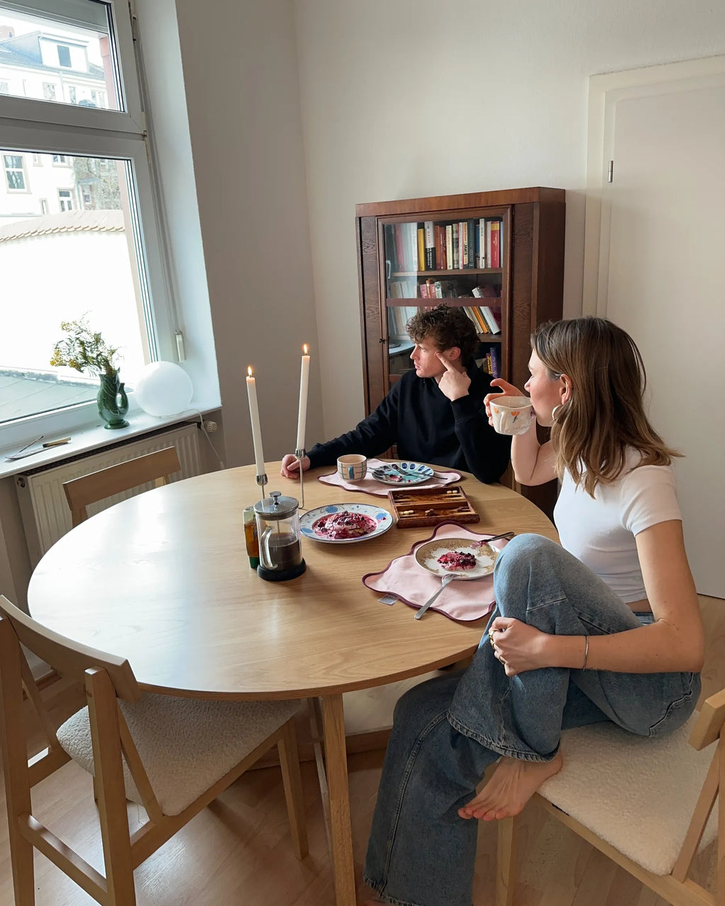 Dining Table WAIPORI Light Oak 140 cm 140 cm