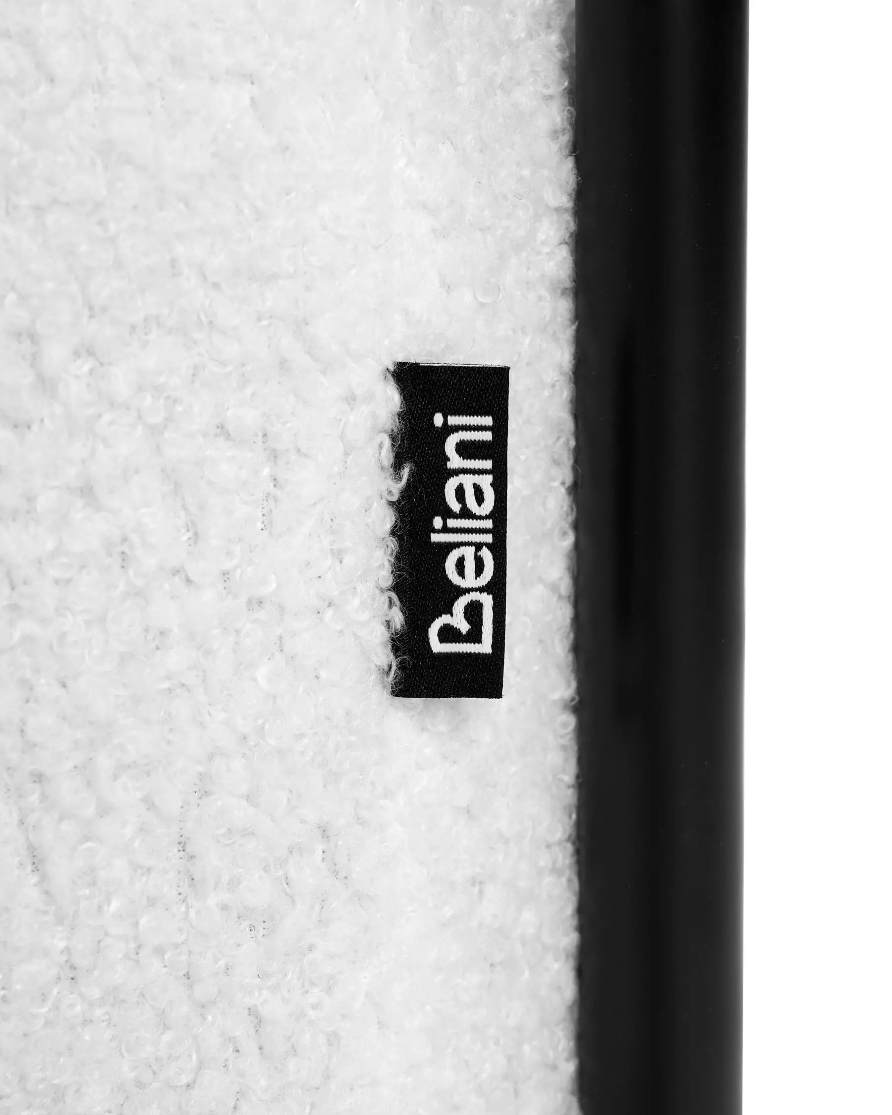 Armchair LUNDE Boucle White