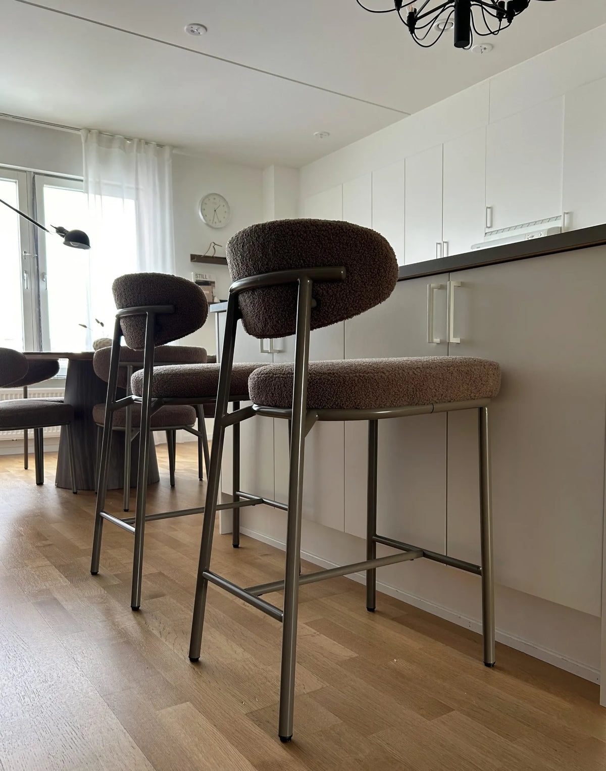 Set of 2 Bar Chairs NODA Boucle Taupe — angled product view