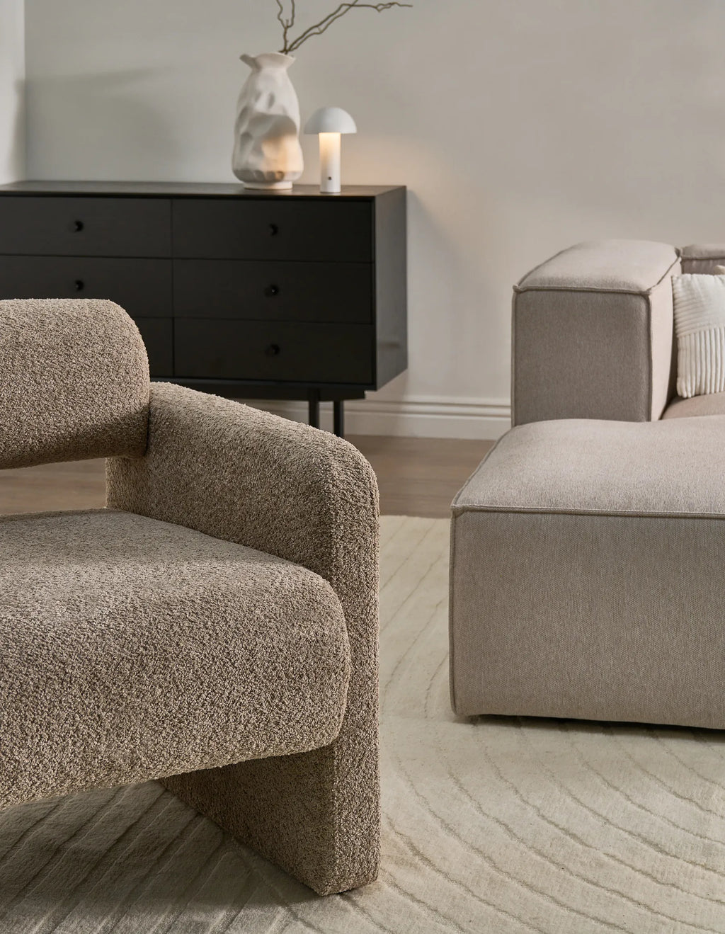 Armchair HALLSBERG Boucle Taupe