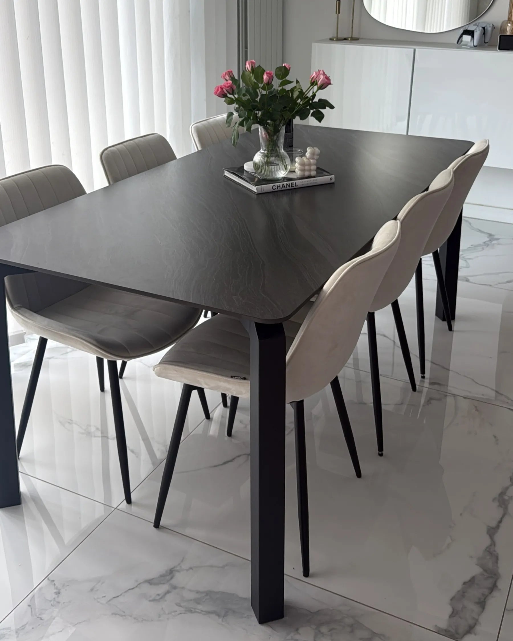Set of 4 Dining Chairs KALISPELL Velvet Beige