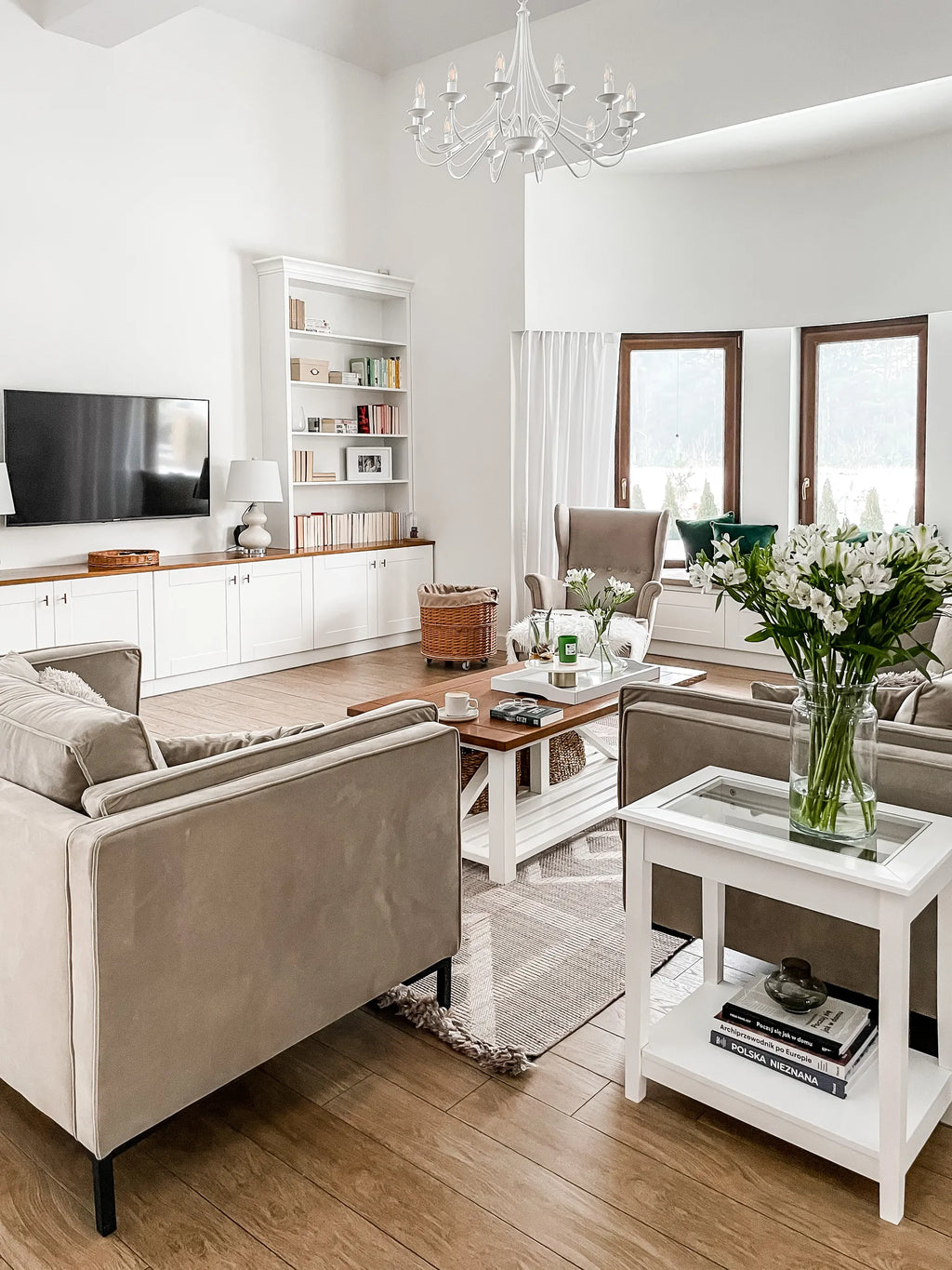 Side Table ATTU White