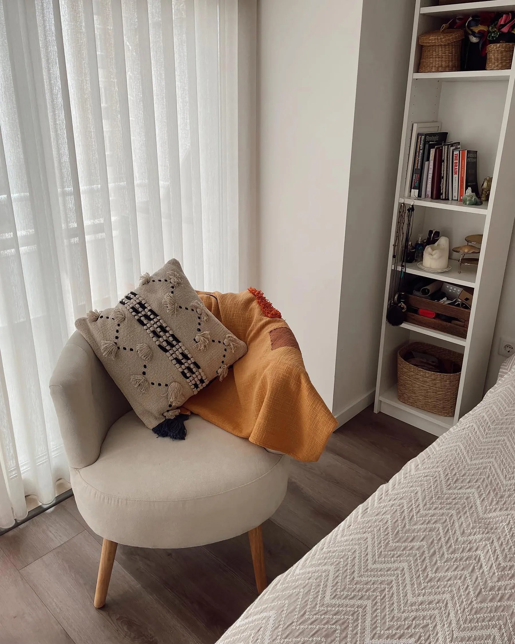 Armchair ODENZEN Fabric Off-White