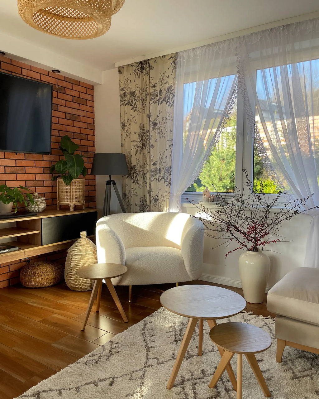Armchair LOEN Boucle White