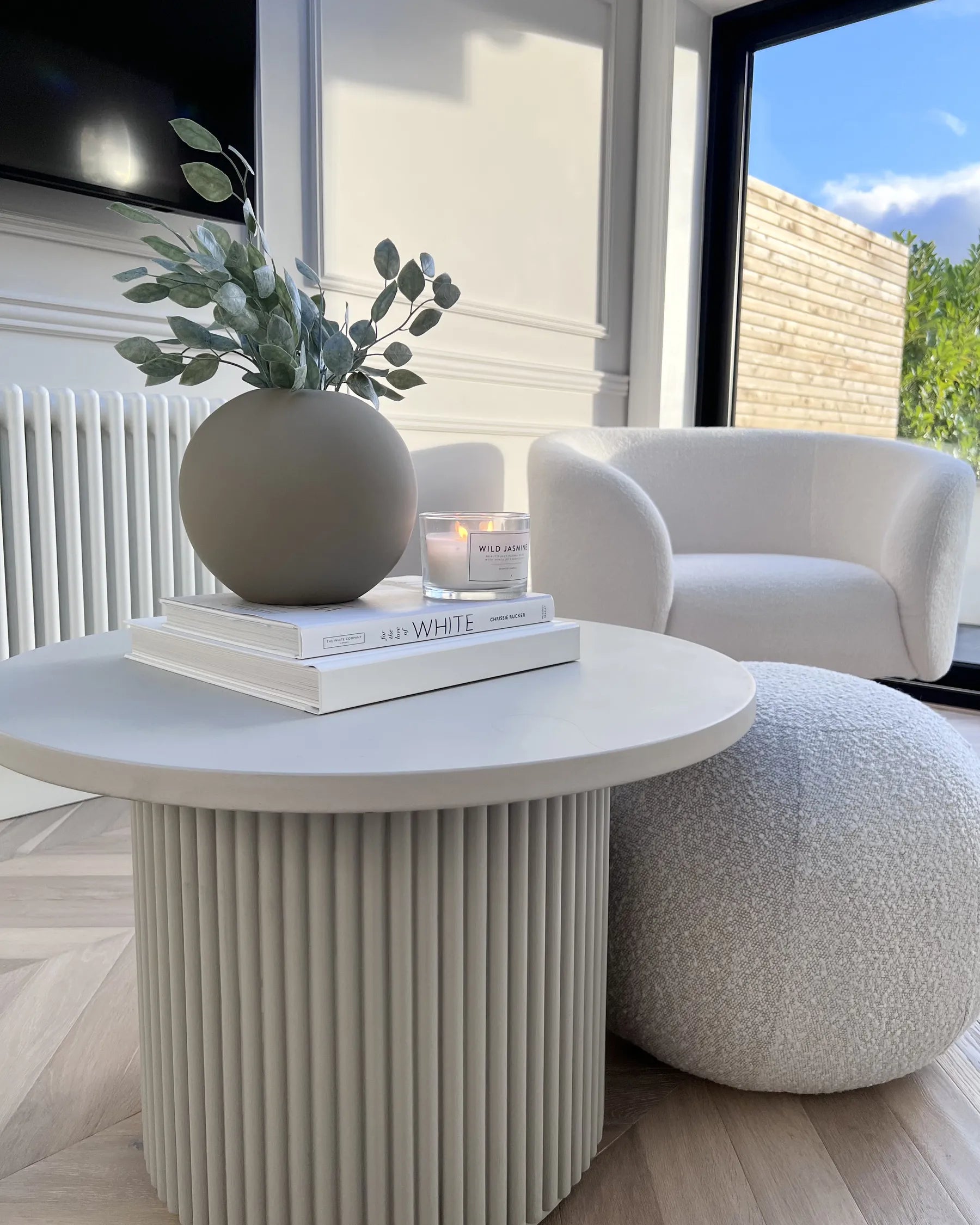 Armchair LOEN Boucle White