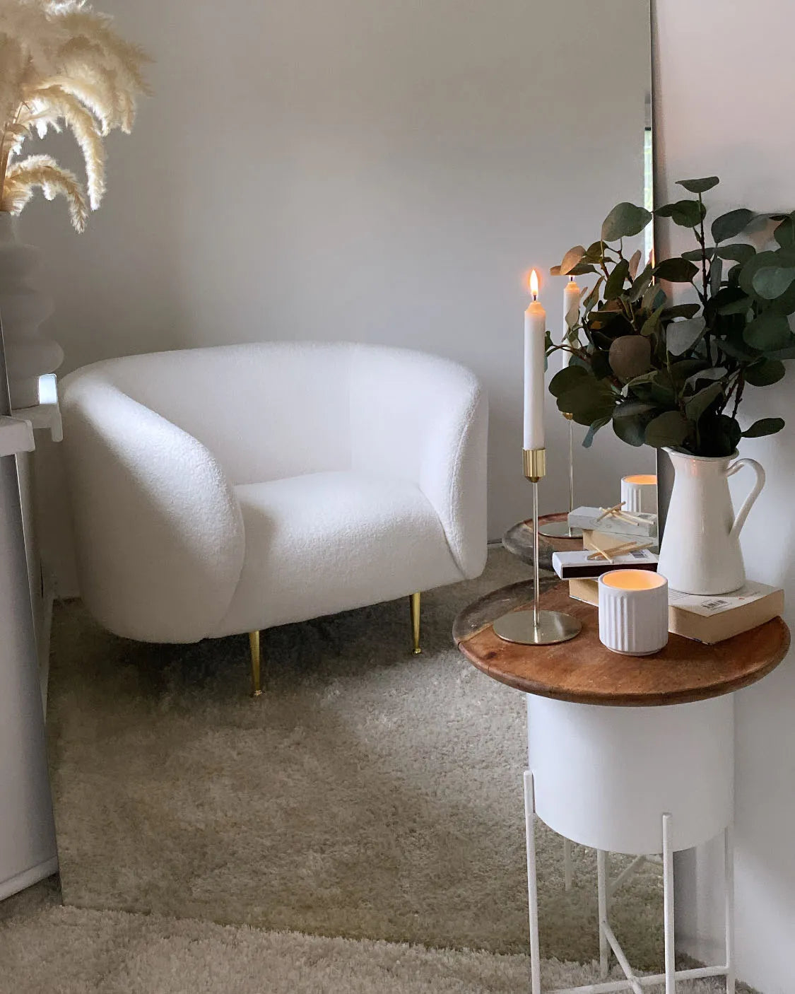 Armchair LOEN Boucle White