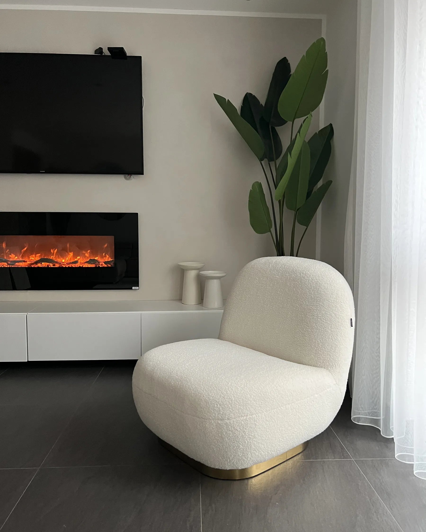 Armchair LOVIISA Boucle White