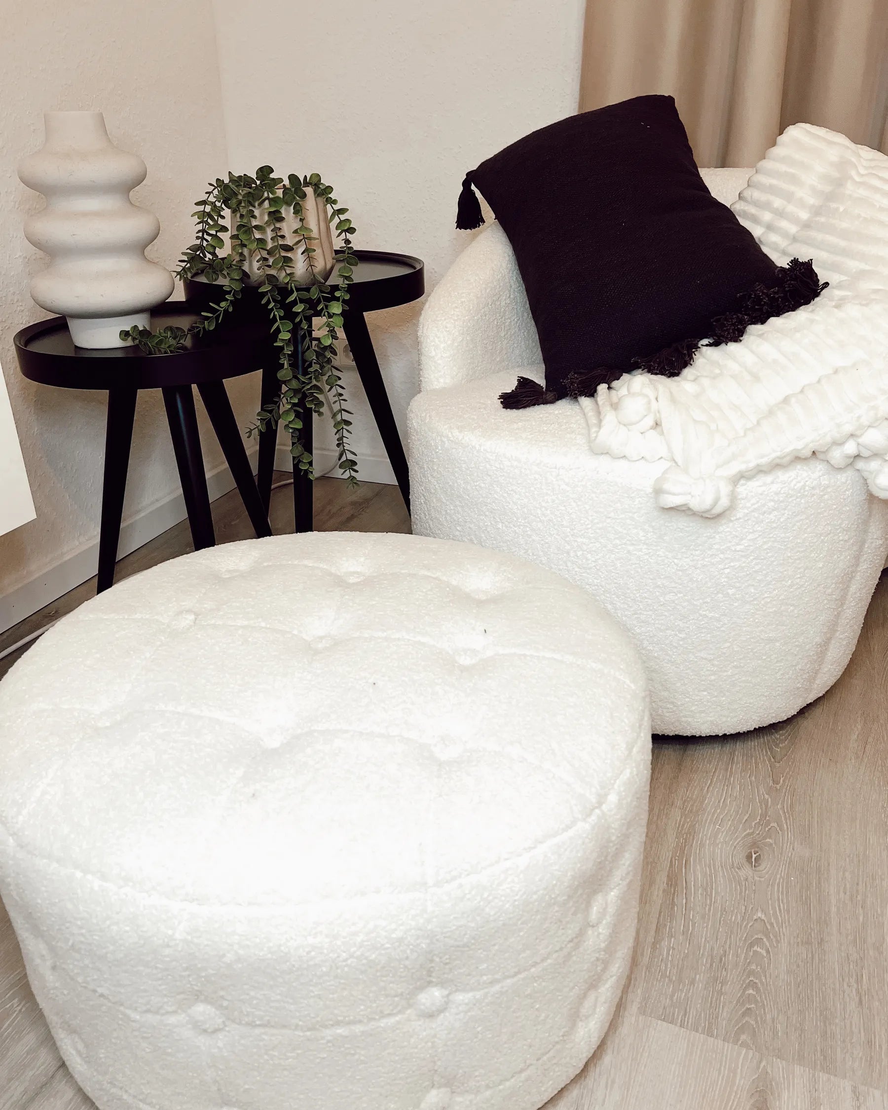 Swivel Armchair DAVIK Boucle Off-White