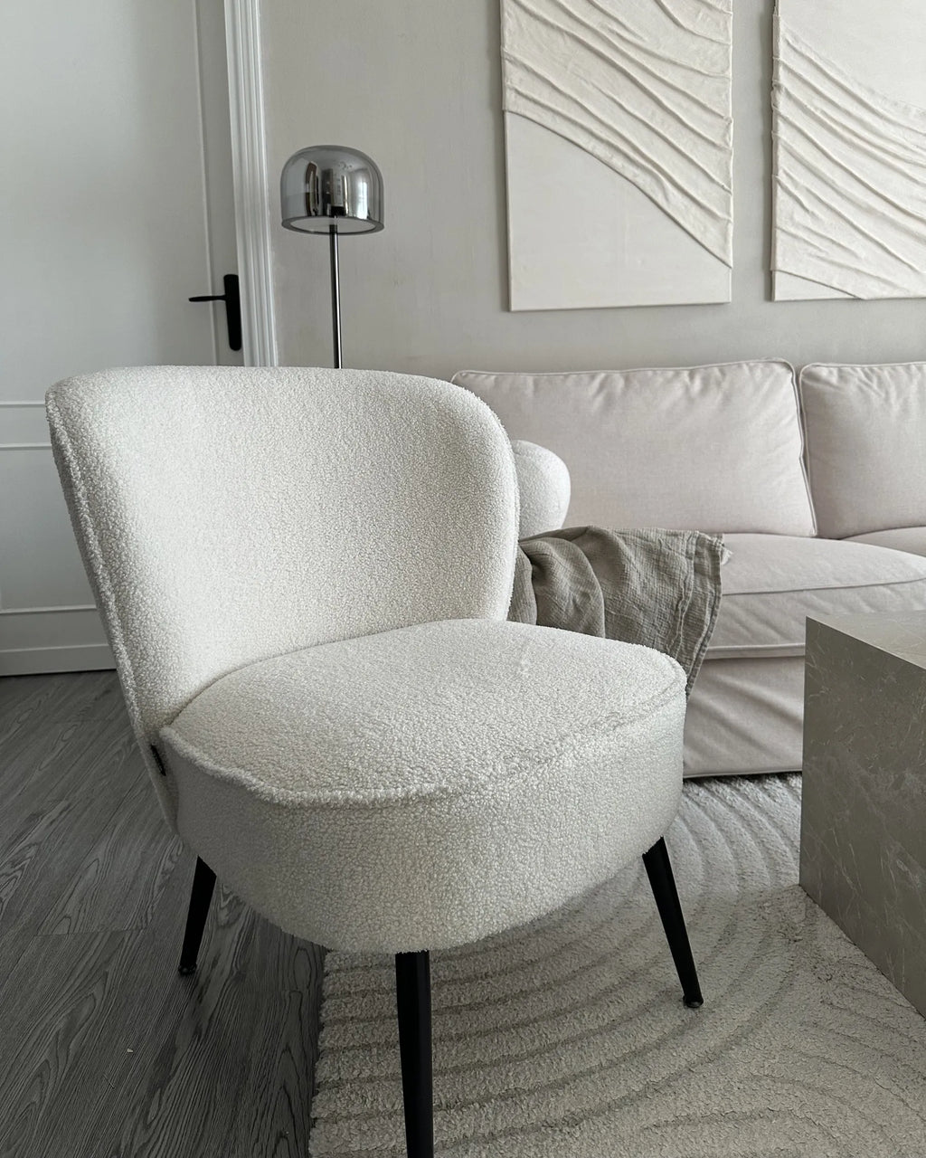 Armchair VOSS Boucle White