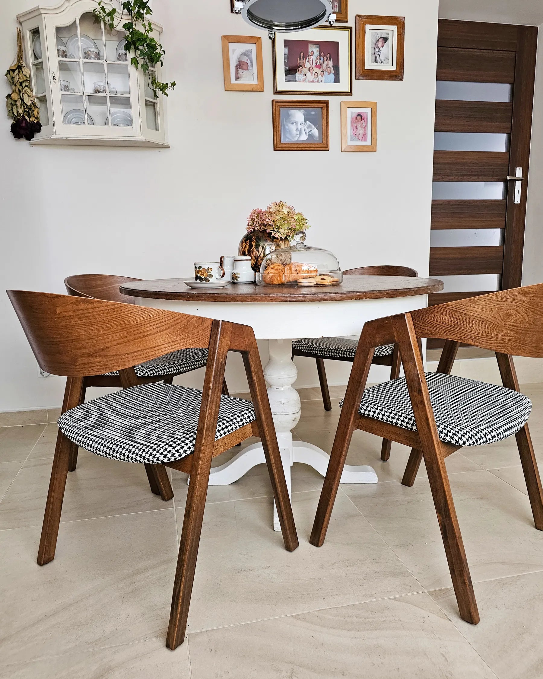 Set of 2 Dining Chairs YUBA Wood Black/ White