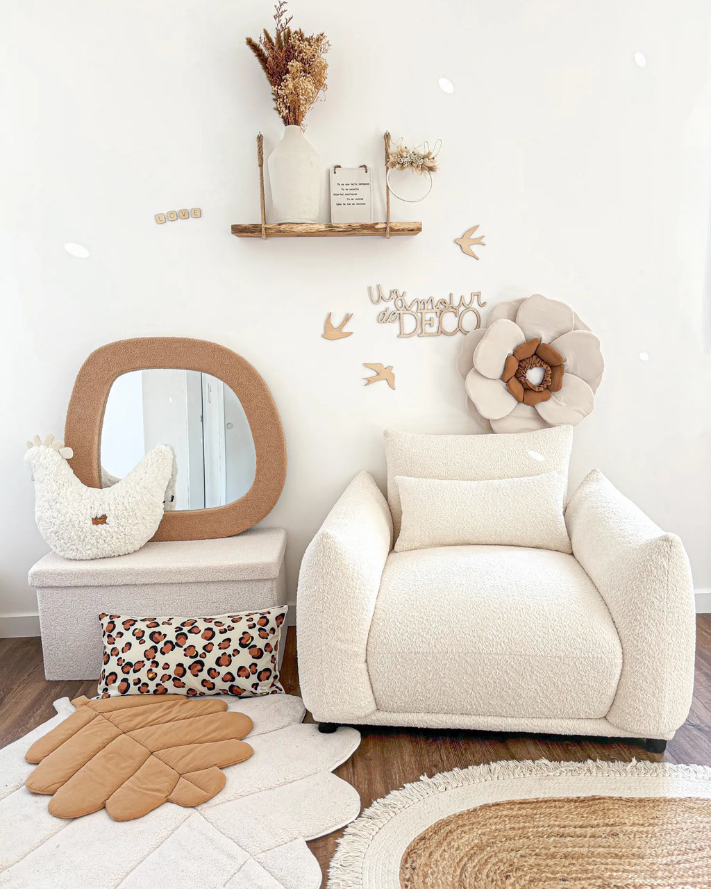Armchair JAMSA Boucle Off-White
