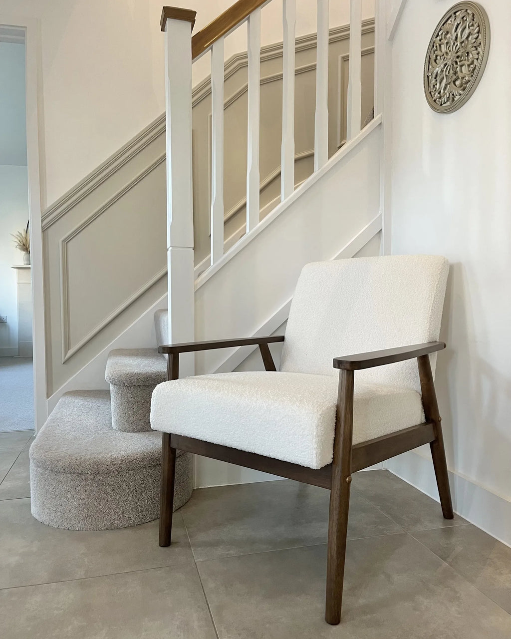 Armchair ESRUM Boucle Dark Brown/ White