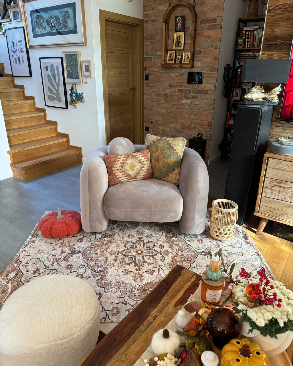 Armchair LEIREN Velvet Taupe