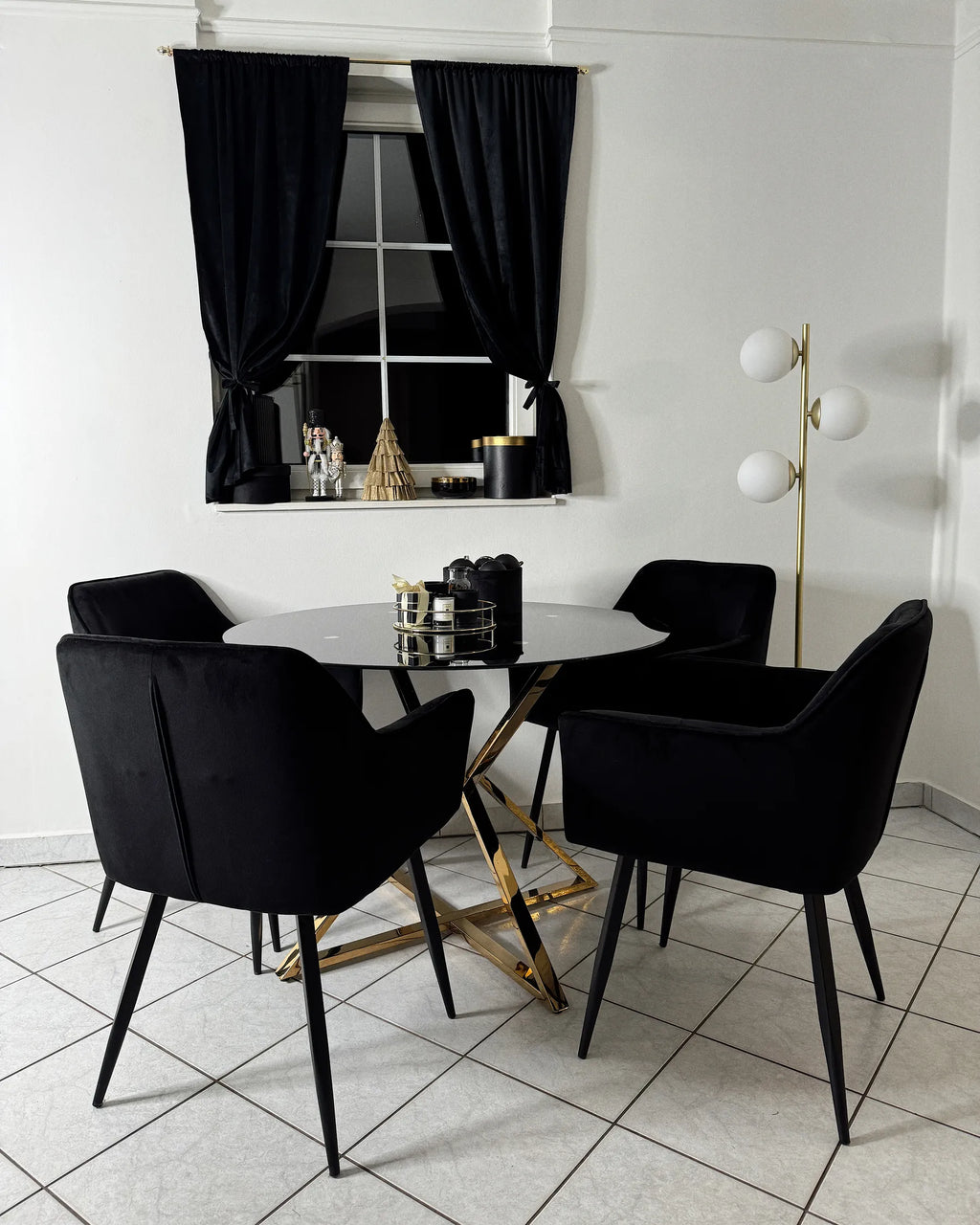 Dining Table BOSCO Black 105 cm 105 cm Tempered Glass