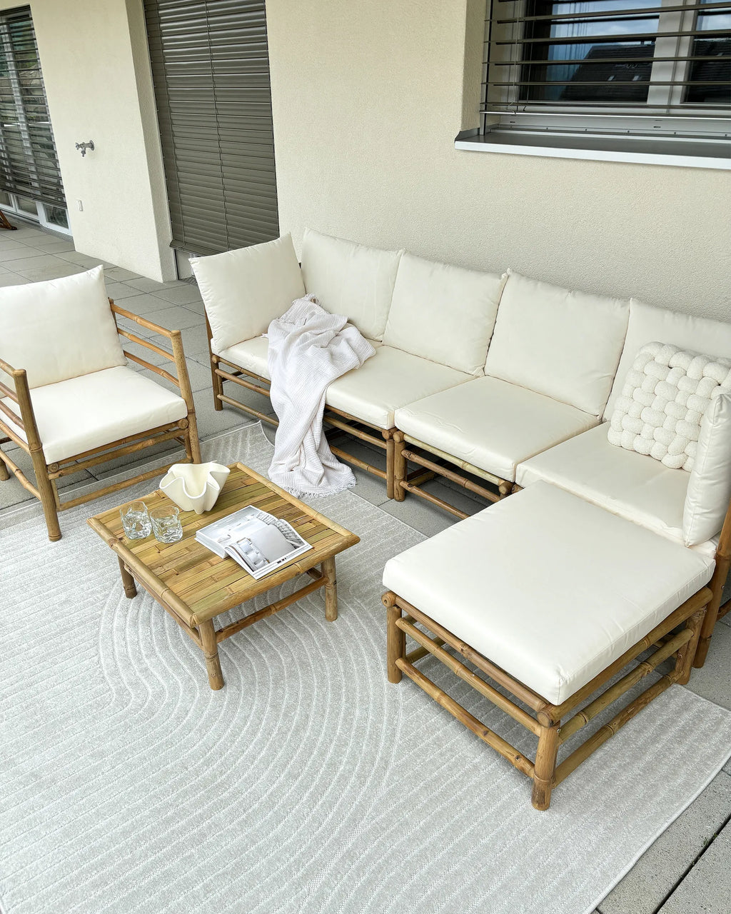 Garden Coffee Table CERRETO 55 cm 64 cm Bamboo Brown